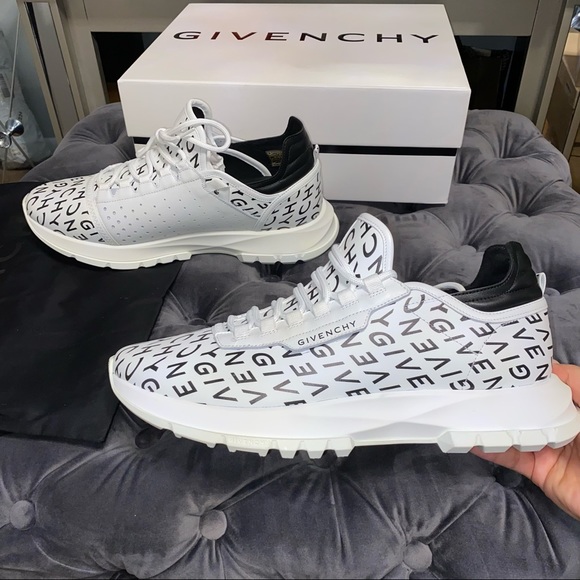 New Size 44 Givenchy White Black Logo Sneakers - Picture 3 of 7